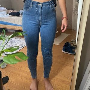 Levi’s high waisted jeans